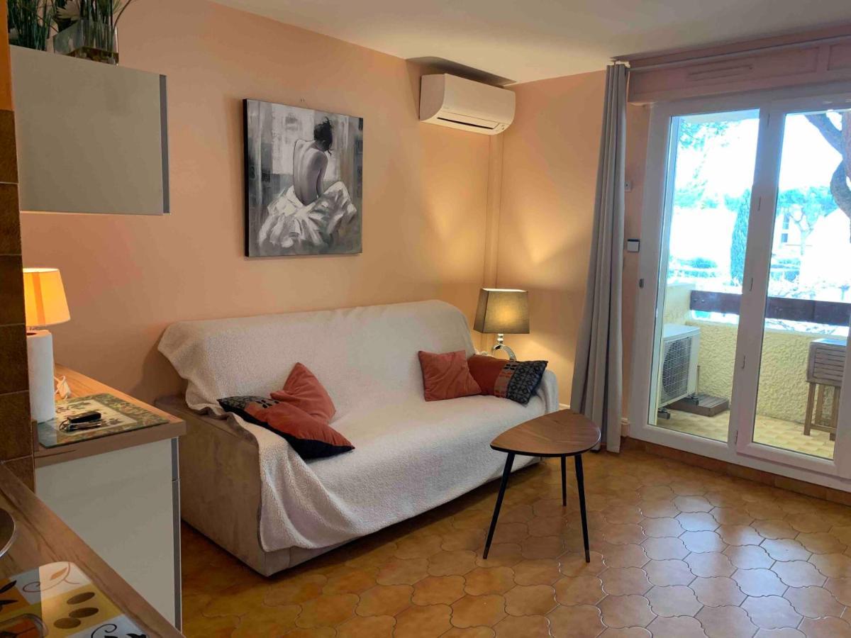 Appartement Fidji Saint-Cyr-sur-Mer Exterior photo